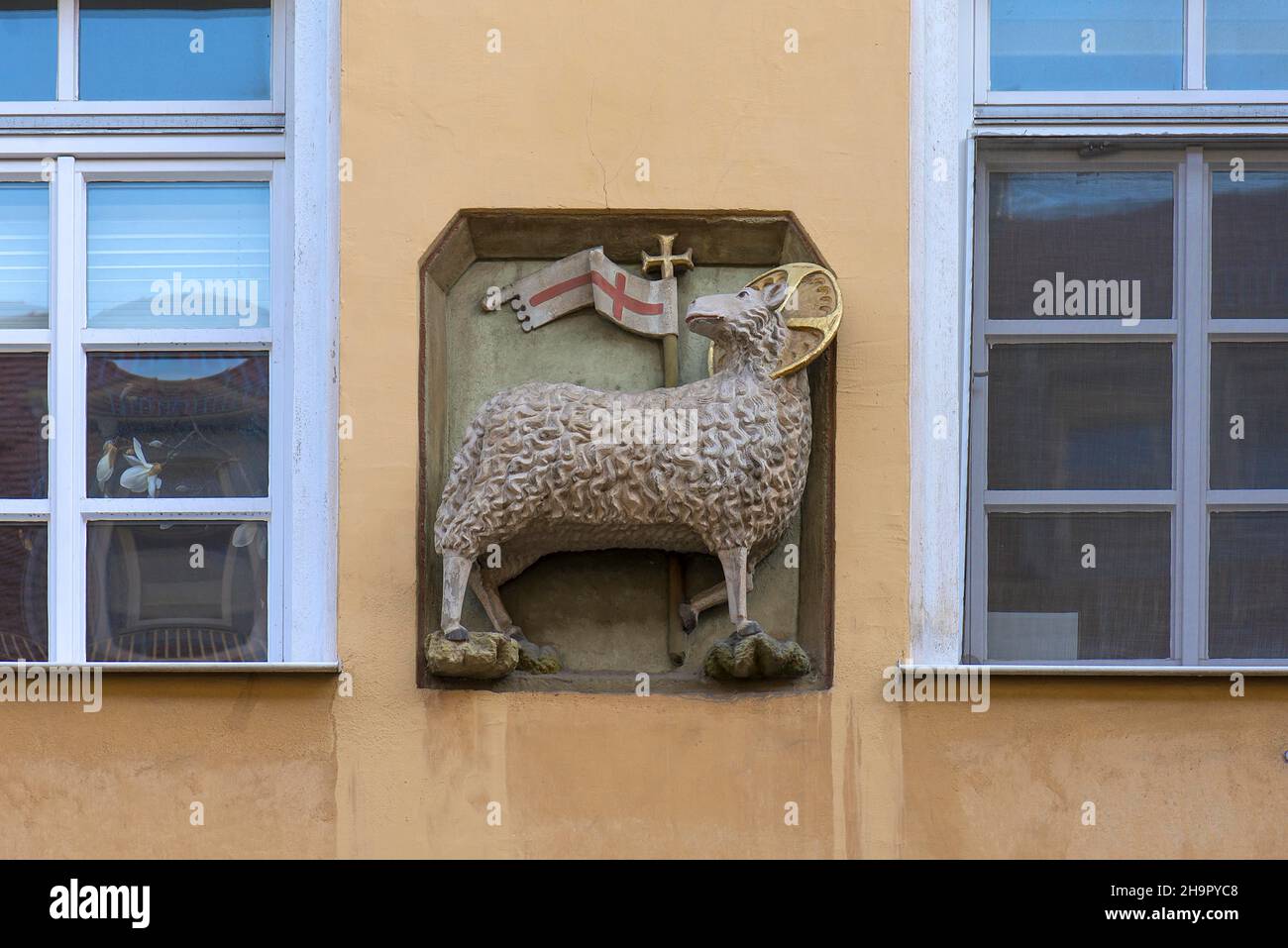 Lamb sculpture at the former Schuerstabhof Gasthof Zum Lamm, Nuremberg, Middle Franconia, Bavaria, Germany Stock Photo