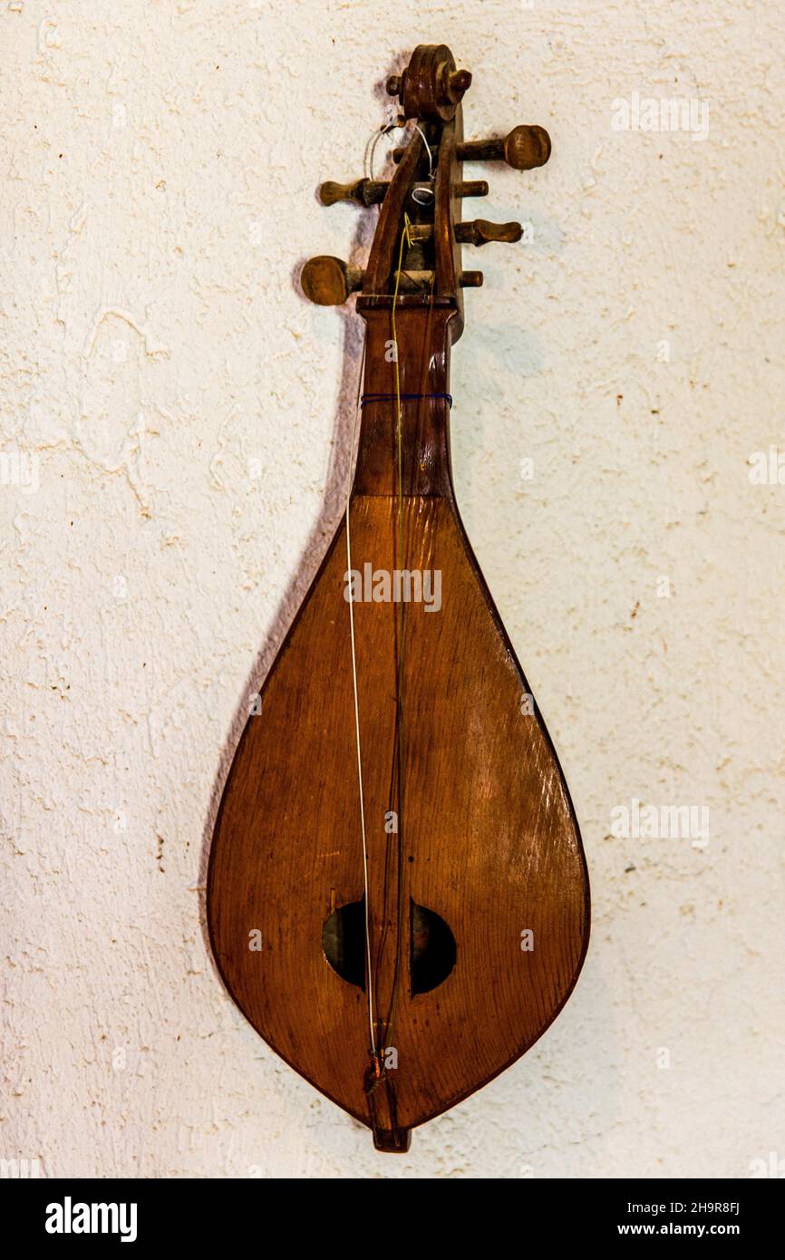Historic string instrument hi-res stock photography and images - Alamy