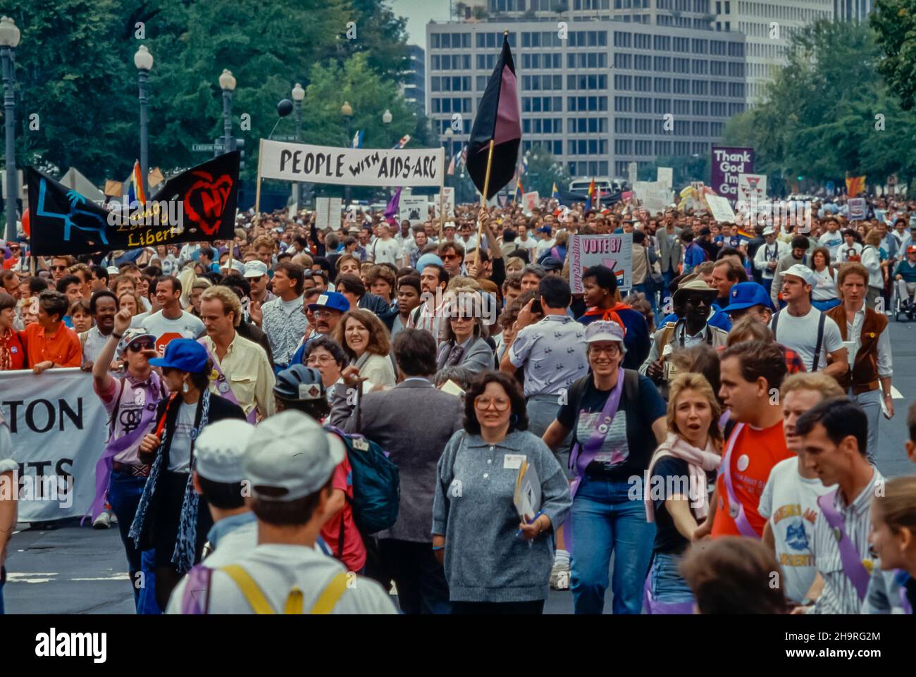 Gay movement 1980s hi-res stock photography and images - Alamy