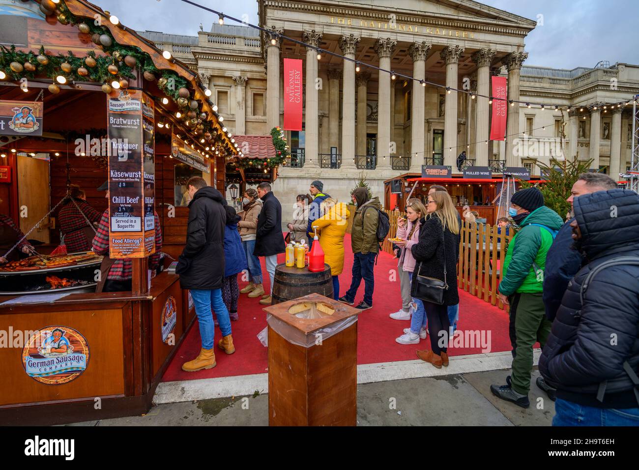 Louth Christmas Market Parking 2022 Christmas Market Uk Sausage High Resolution Stock Photography And Images -  Alamy