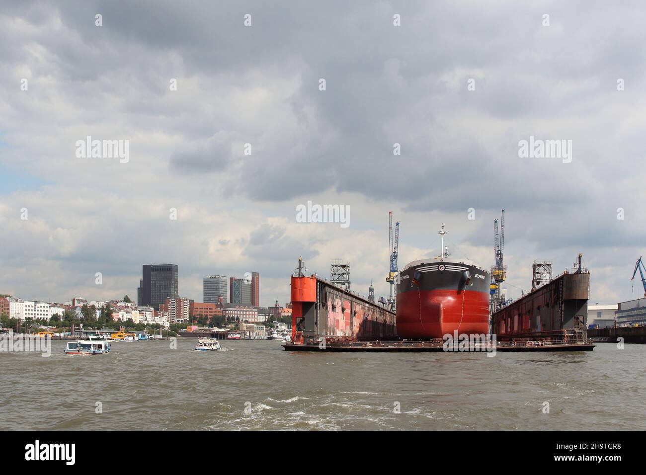 Hamburg Hafen - Dock / Hamburg Harbour - Dock / Stock Photo