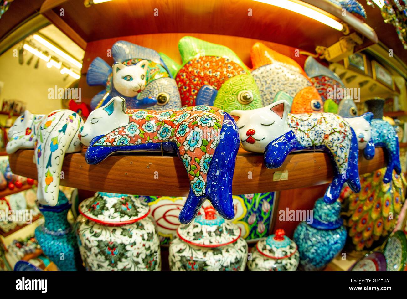 Porcelain cat figurines in the big bazaar of Istanbul in a shop Stock ...