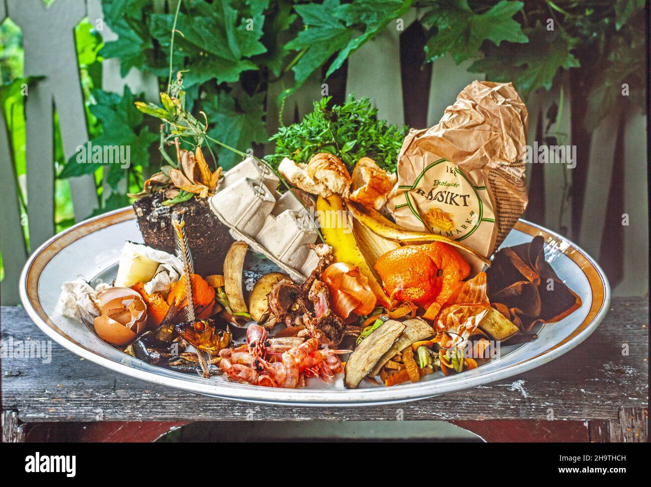 Household food waste compositing hi-res stock photography and images ...