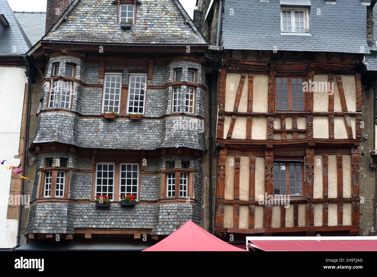 Maison du Chapelier, old half-timbered houses in the historic old town , France, Brittany, Departement Cotes-d’Armor , Lannion Stock Photo
