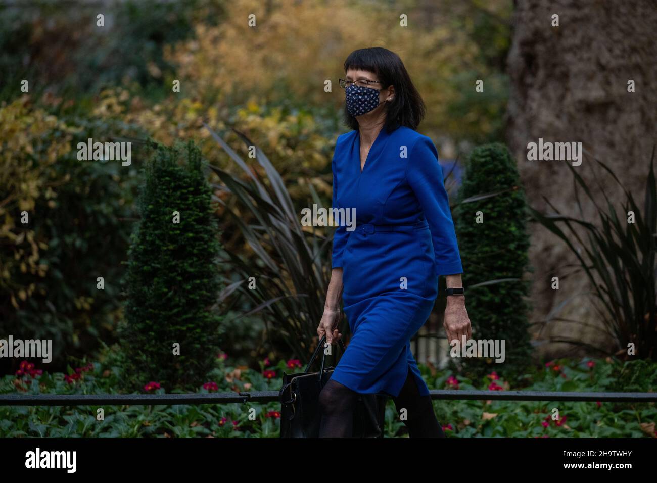 LONDON, UK 8TH DECEMBER 2021. Jenny Harries the Deputy Chief Medical Officer arrives at 10 Downing Street ahead of Covid-19 briefing Credit: Lucy North/Alamy Live News Stock Photo