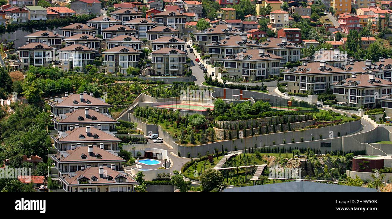 Turkish house houses housing hi-res stock photography and images - Alamy