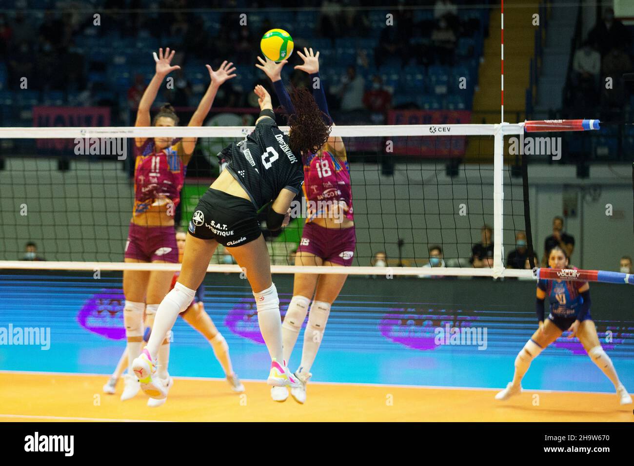 Cev volleyball women hi-res stock photography and images - Alamy