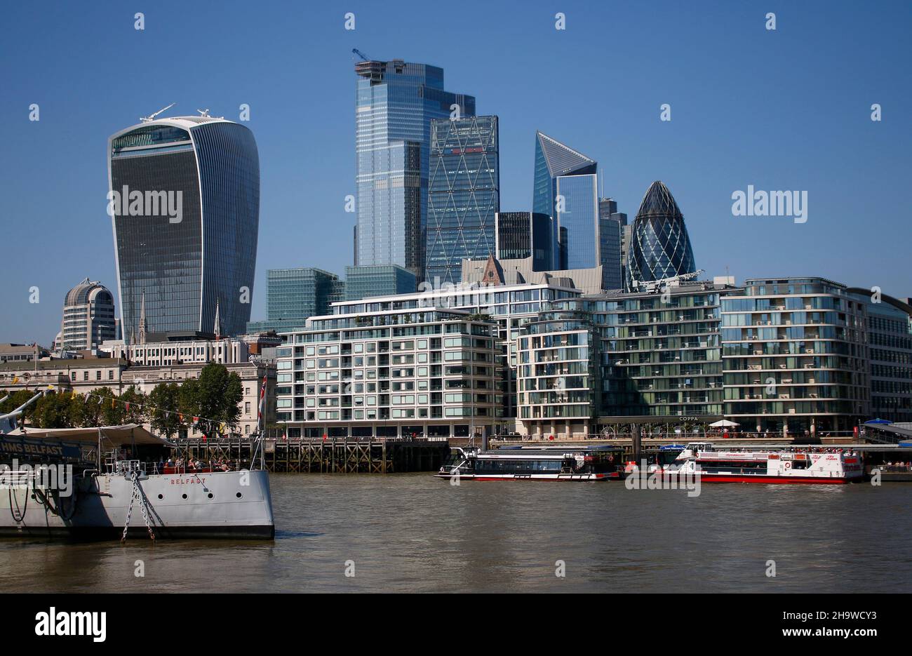 skyline-von-london-bishopsgate-tower-leadenhall-building-k-sereibe
