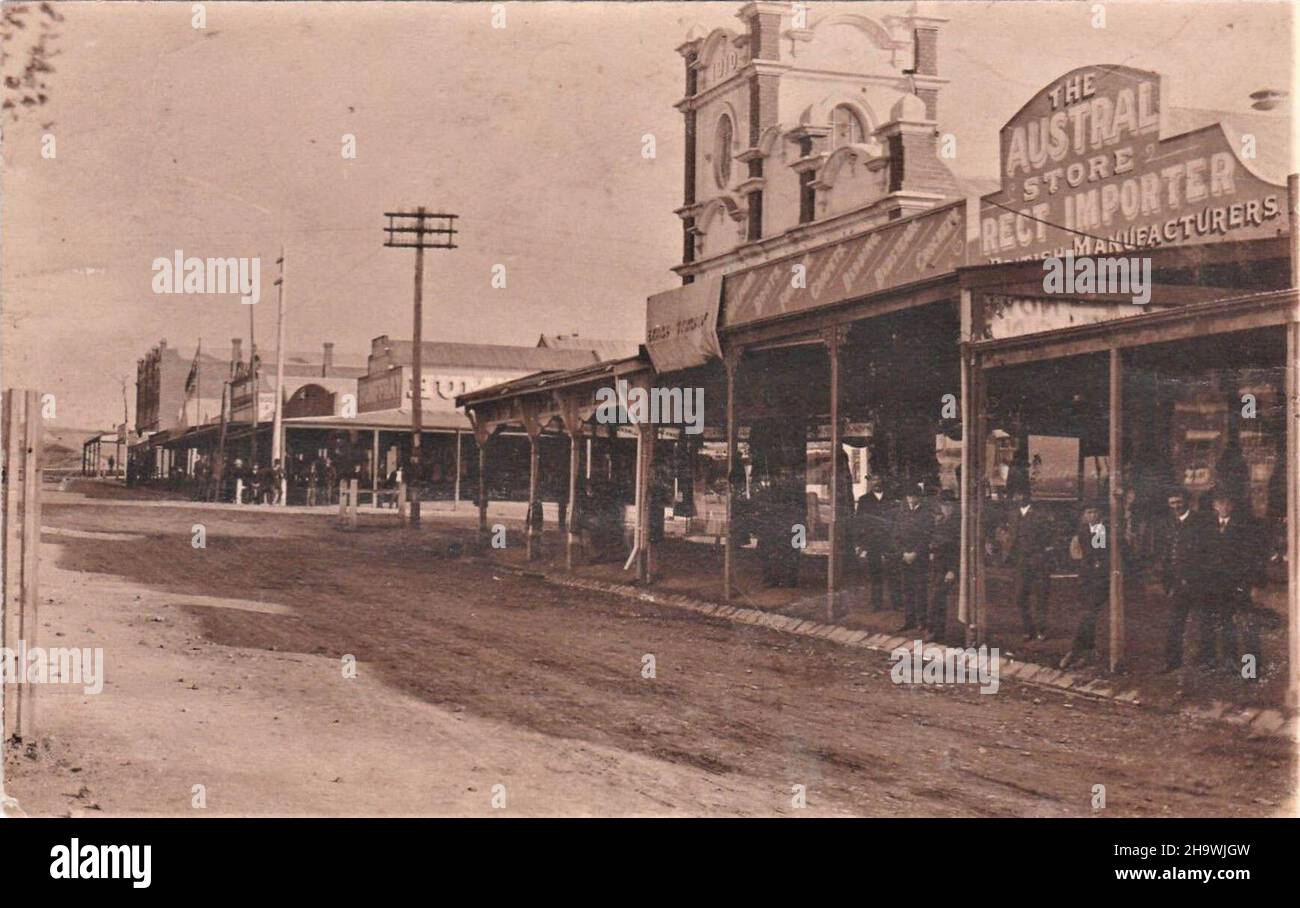 The Austral Store, Wonthaggi, Victoria circa 1915 Stock Photo Alamy