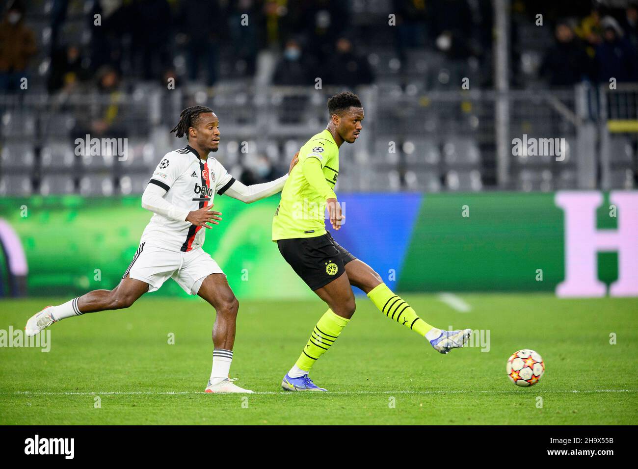 Michy batshuayi besiktas hi-res stock photography and images - Alamy