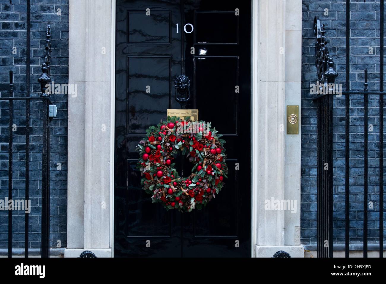Christmas Decorations in Downing Street Stock Photo