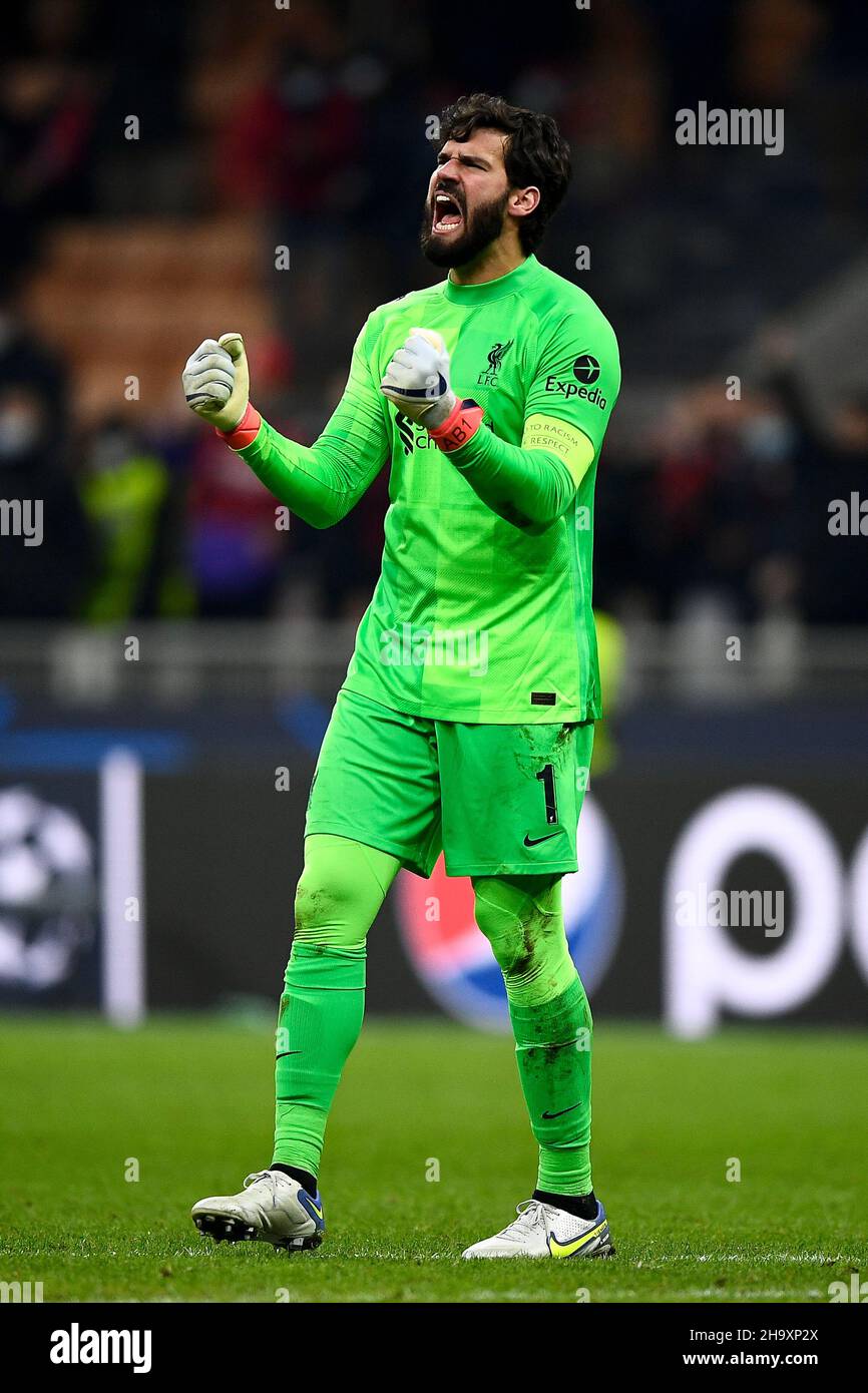 Alisson liverpool hi res stock photography and images Page 3 Alamy