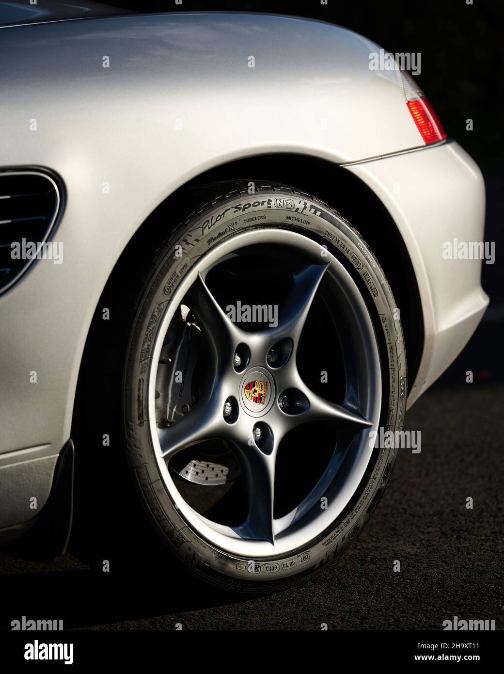 Porsche Carrera Wheel Stock Photo Alamy