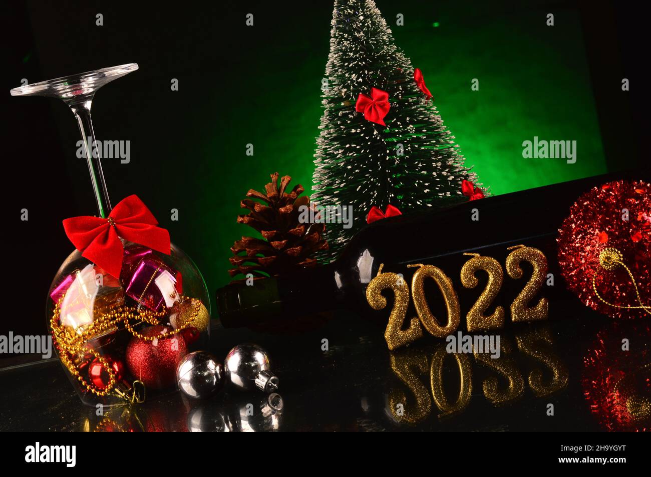Arrives Before Christmas 2022 Christmas Tree And Celebration Of Reveillon, The Arrival Of The New Year  2022 Stock Photo - Alamy