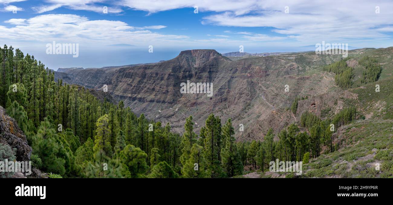 La Gomera - view to table mountain Fortaleza over the barranco and the houses of Erque Stock Photo