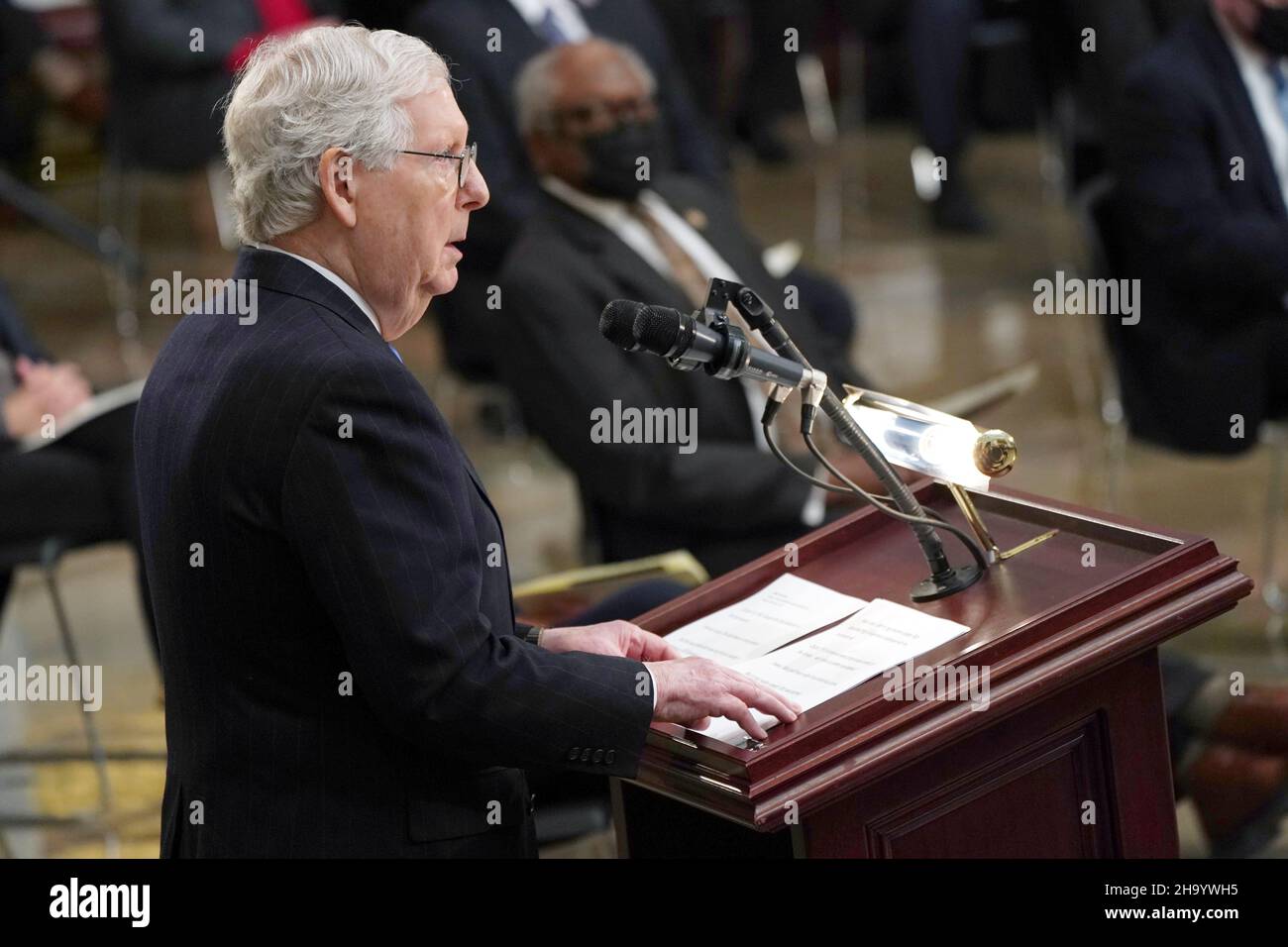 Senate Minority Leader Mitch McConnell (R-KY) speaks as people gather to pay their respects to former Senator Bob Dole (R-KS) as he lies in state at the Rotunda of the U.S. Capitol in Washington, D.C. on Thursday, December 9, 2021. (Photo by Sarahbeth Maney/Pool/Sipa USA) Stock Photo
