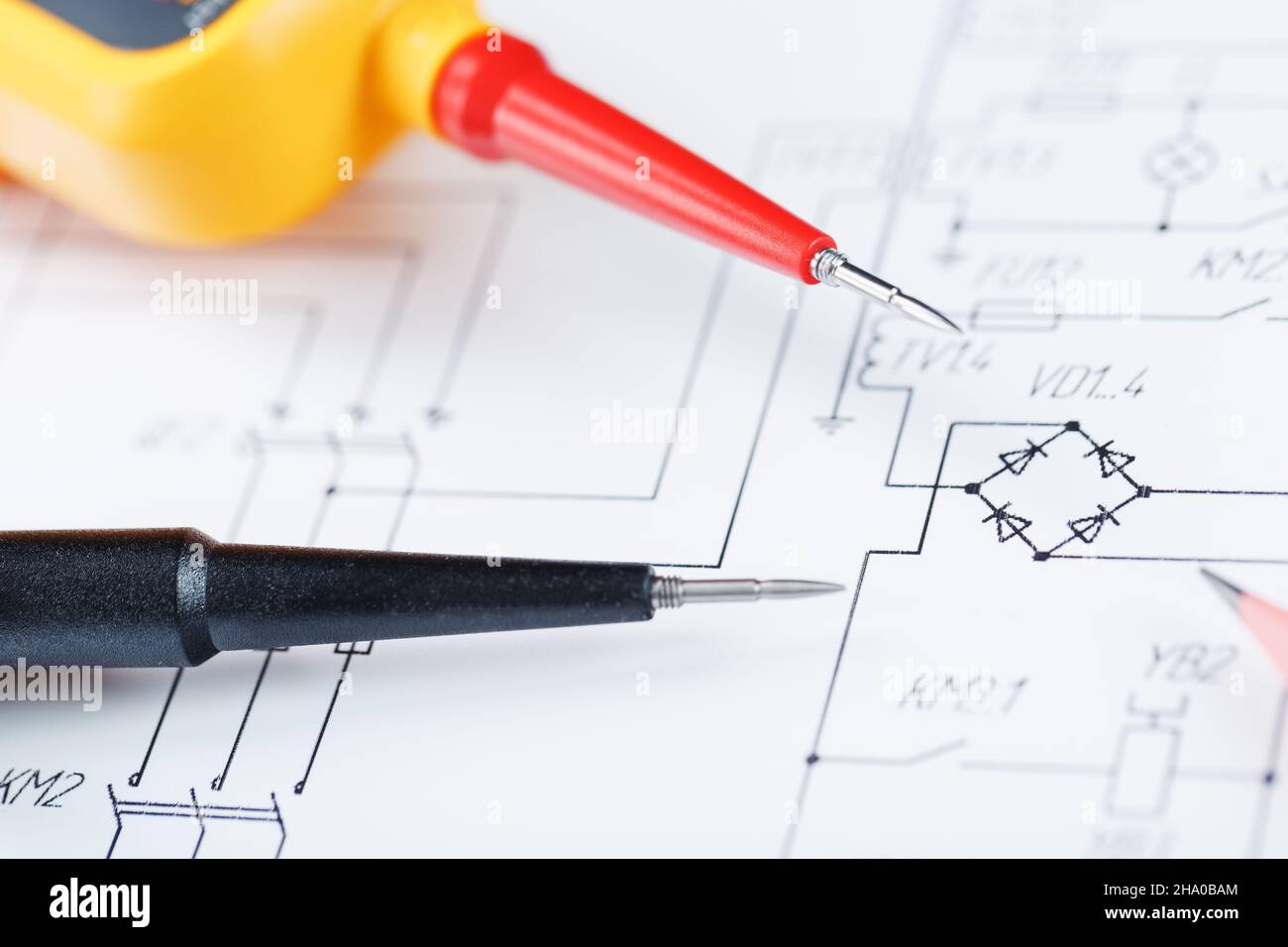 The twopole voltage indicator lies on the electrical drawing. Testing