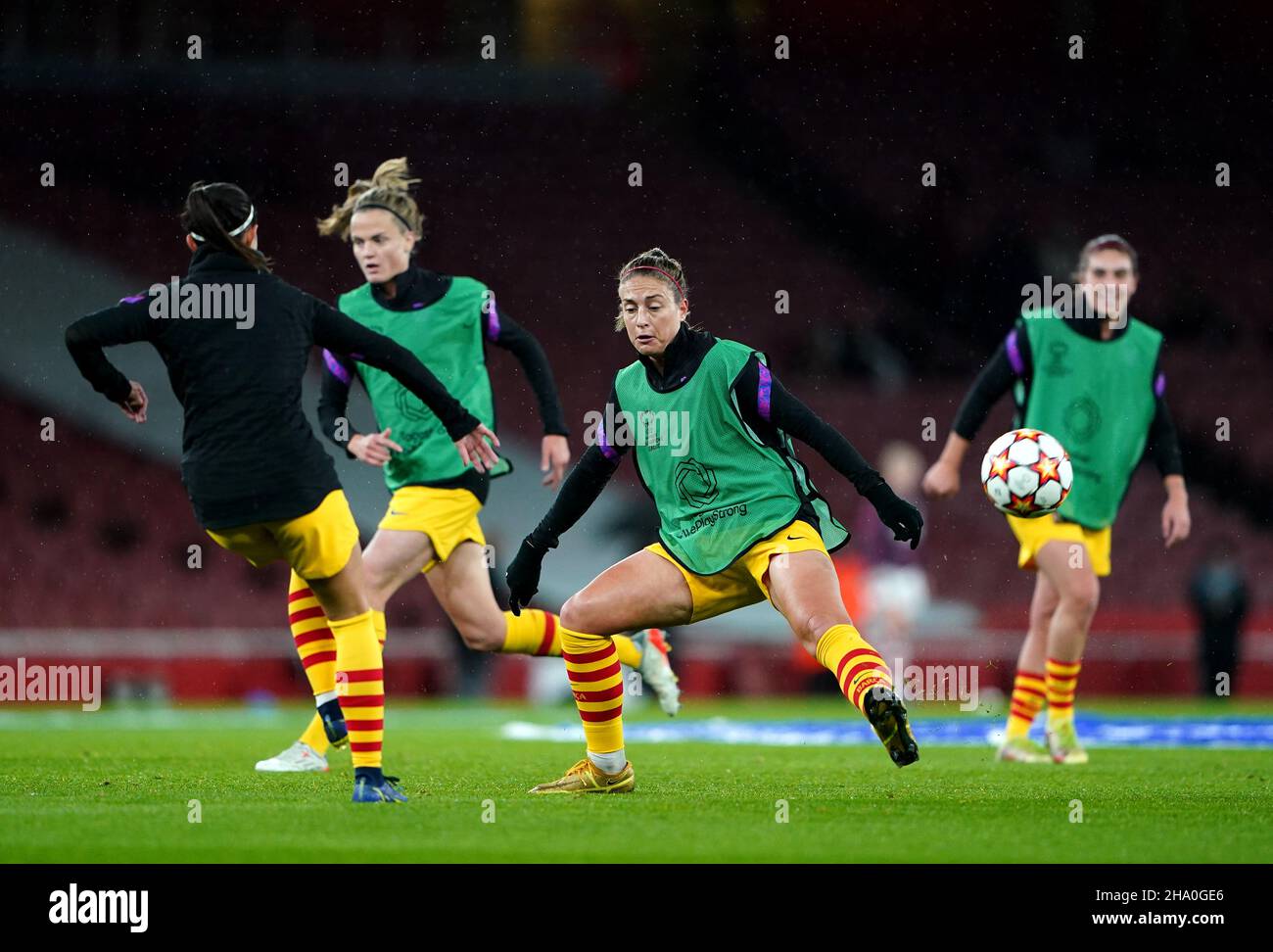 Barcelona players warm up prior to the UEFA Women's Champions League, Group C match at Emirates Stadium, London. Picture date: Thursday December 9, 2021. Stock Photo
