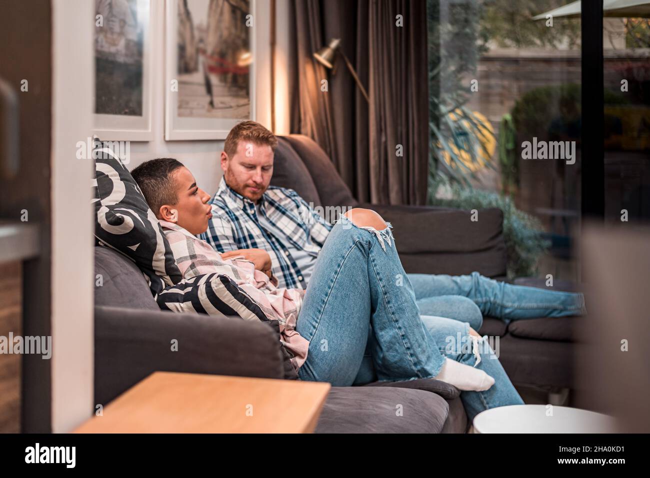 Two persons talking hi-res stock photography and images - Alamy