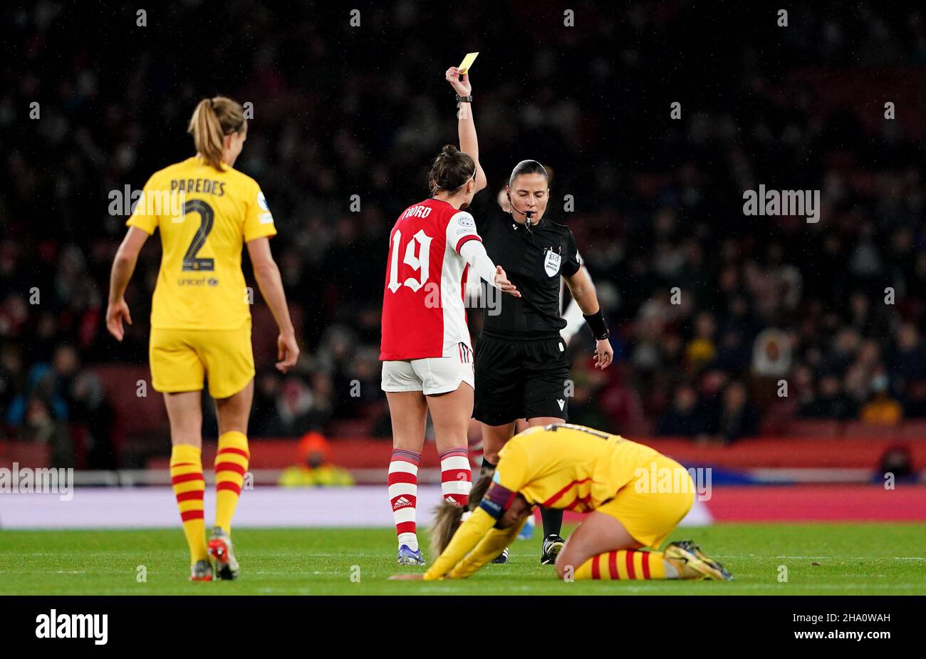 Arsenal's Caitlin Foord receives a yellow card during the UEFA Women's Champions League, Group C match at Emirates Stadium, London. Picture date: Thursday December 9, 2021. Stock Photo