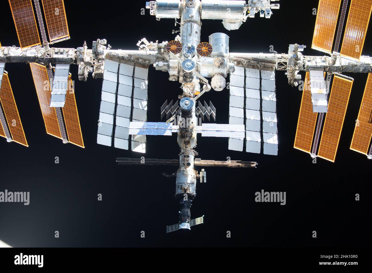 International Space Station, Earth Orbit. 08 November, 2021. The International Space Station seen from the SpaceX Crew Dragon Endeavour spacecraft during a fly-around of the orbiting lab after undocking from the Harmony module space-facing port November 8, 2021 in Earth Orbit. Credit: NASA/NASA/Alamy Live News Stock Photo