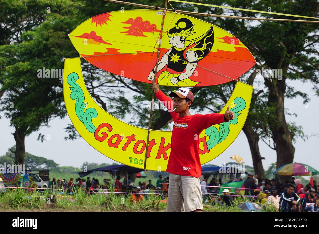 The participant of the Indonesian Kites Festival Stock Photo Alamy