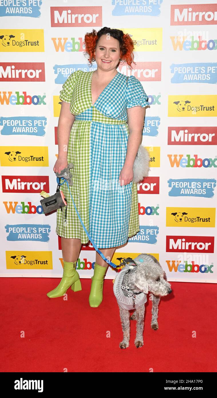 Photo Must Be Credited ©Alpha Press 079965 09/12/2021 Lizzie Acker GBBO Mirror Peoples Pet Awards 2021 In Partnership With Dogs Trust and Webbox In London Stock Photo