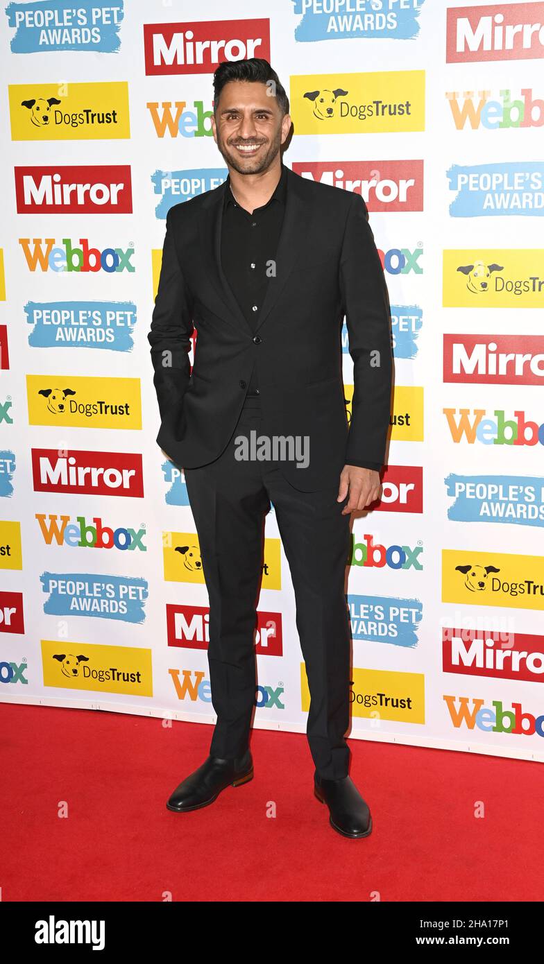 Photo Must Be Credited ©Alpha Press 079965 09/12/2021 Chigs Parmar Mirror Peoples Pet Awards 2021 In Partnership With Dogs Trust and Webbox In London Stock Photo