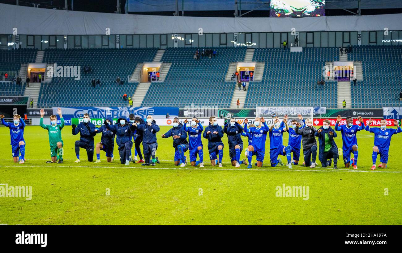 GENT, BELGIUM - DECEMBER 9: All players of KAA Gent during the UEFA Europa Conference League Group stage match between KAA Gent and FC Flora Tallinn at Ghelamco Arena on December 9, 2021 in Gent, Belgium (Photo by Geert van Erven/Orange Pictures) Stock Photo