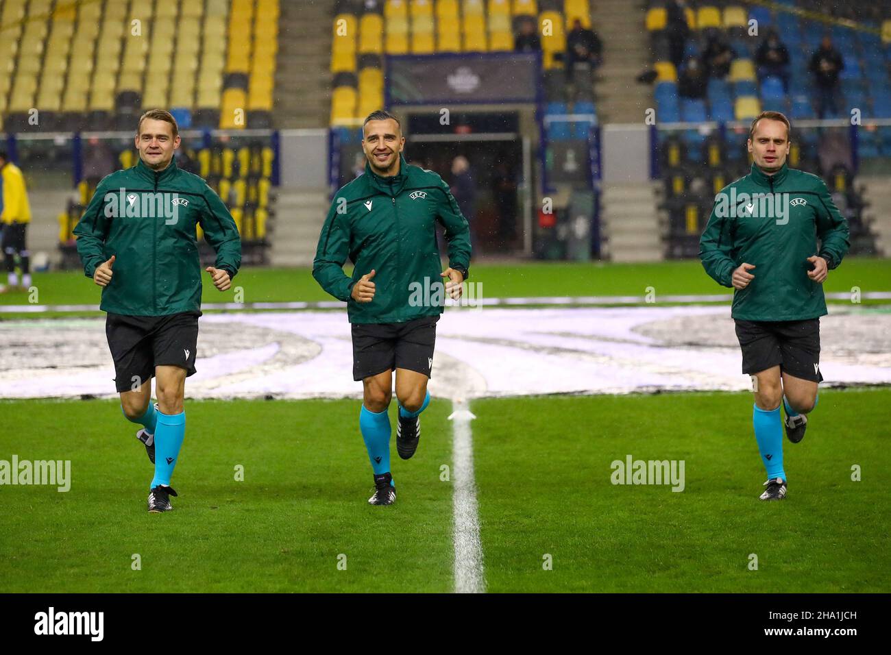 ARNHEM, NETHERLANDS - DECEMBER 9: assistant referee Peter Bednar ...