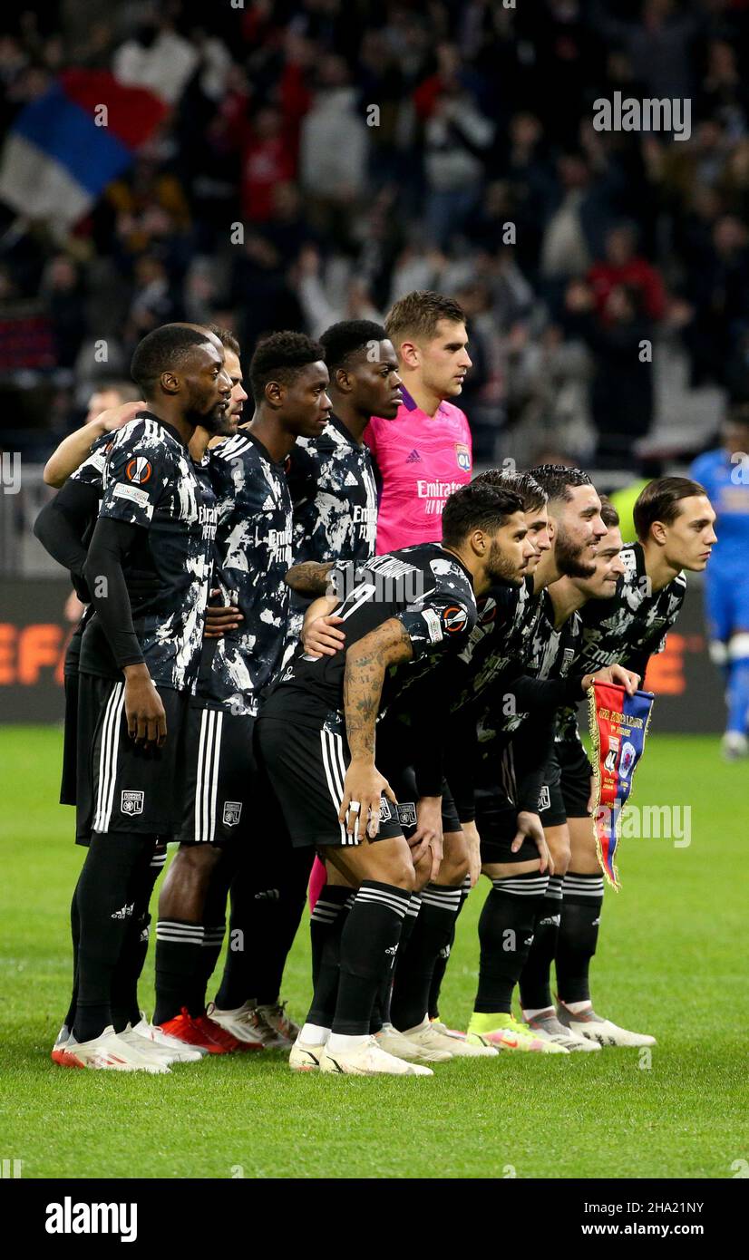 Decines Charpieu, France. 09th Dec, 2021. Team Olympique Lyonnais poses before the UEFA Europa League, Group A football match between Olympique Lyonnais (Lyon) and Rangers FC on December 9, 2021 at Groupama stadium in Decines-Charpieu near Lyon, France - Photo Jean Catuffe/DPPI Credit: DPPI Media/Alamy Live News Stock Photo