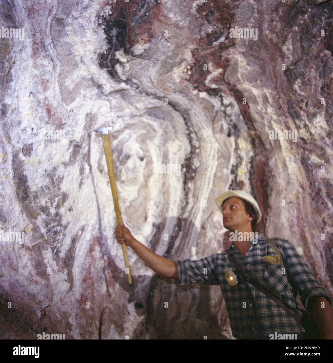 K³odawa 06.1983. Kopalnia Soli K³odawa (KSK). ka  PAP/Wojciech Kryñski    Dok³adny dzieñ wydarzenia nieustalony.         Klodawa, June 1983. Klodawa salt mine.   ka  PAP/Wojciech Krynski    Event day unknown Stock Photo