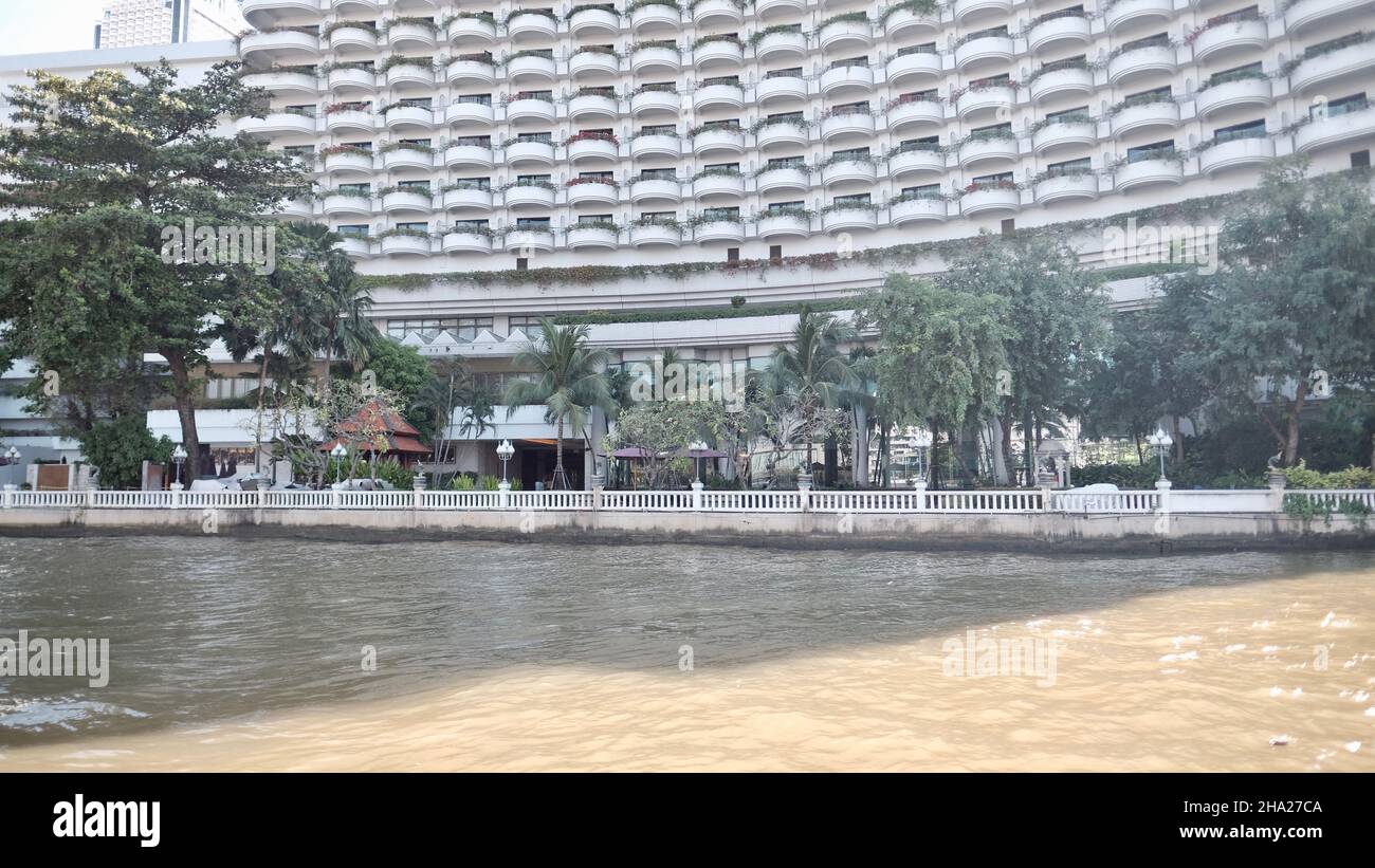 Shangri La Hotel Bangkok On The Chao Phraya River Bang Rak Bangkok Thailand Stock Photo Alamy