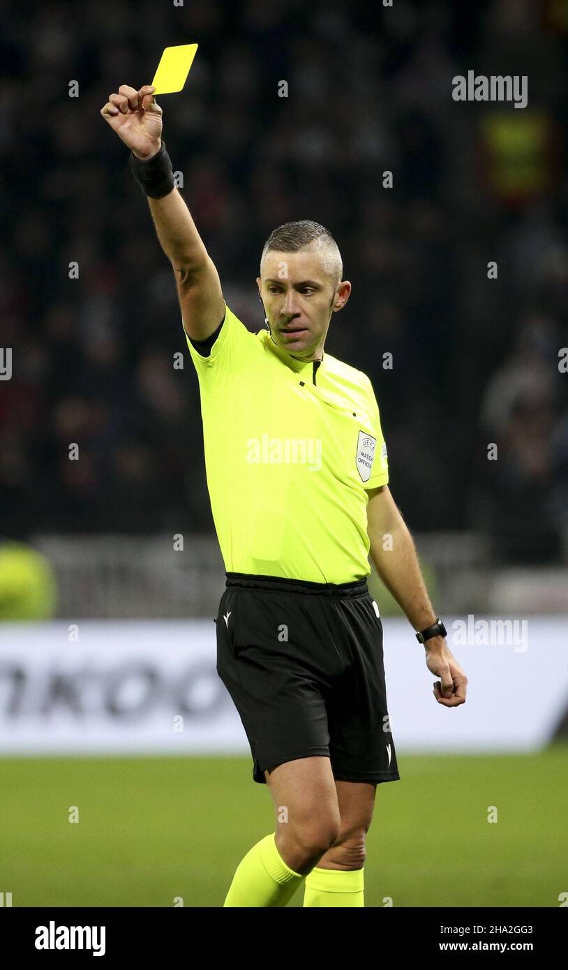 Romania Referee Hi Res Stock Photography And Images Alamy