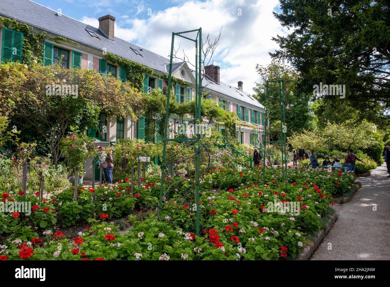 Giverny (northern and holiday homes along France) house and garden of