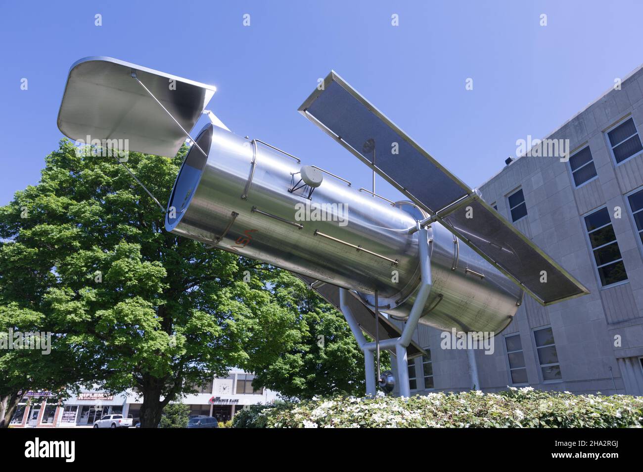Marshfield, Missouri, MO, USA A one quarter size replica of the Hubble telescope in Marshfield