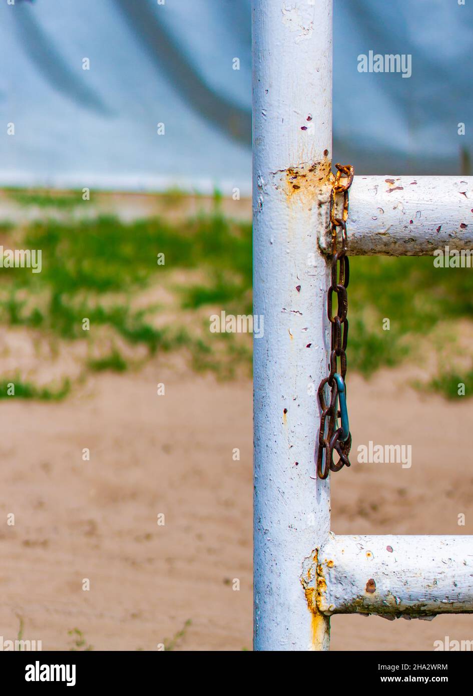 Rusted barrier hi-res stock photography and images - Alamy