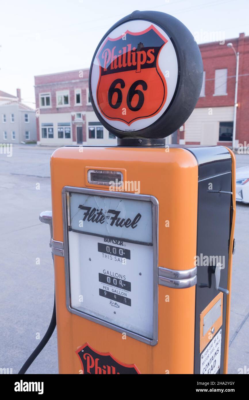 Phillips 66 hi-res stock photography and images - Alamy