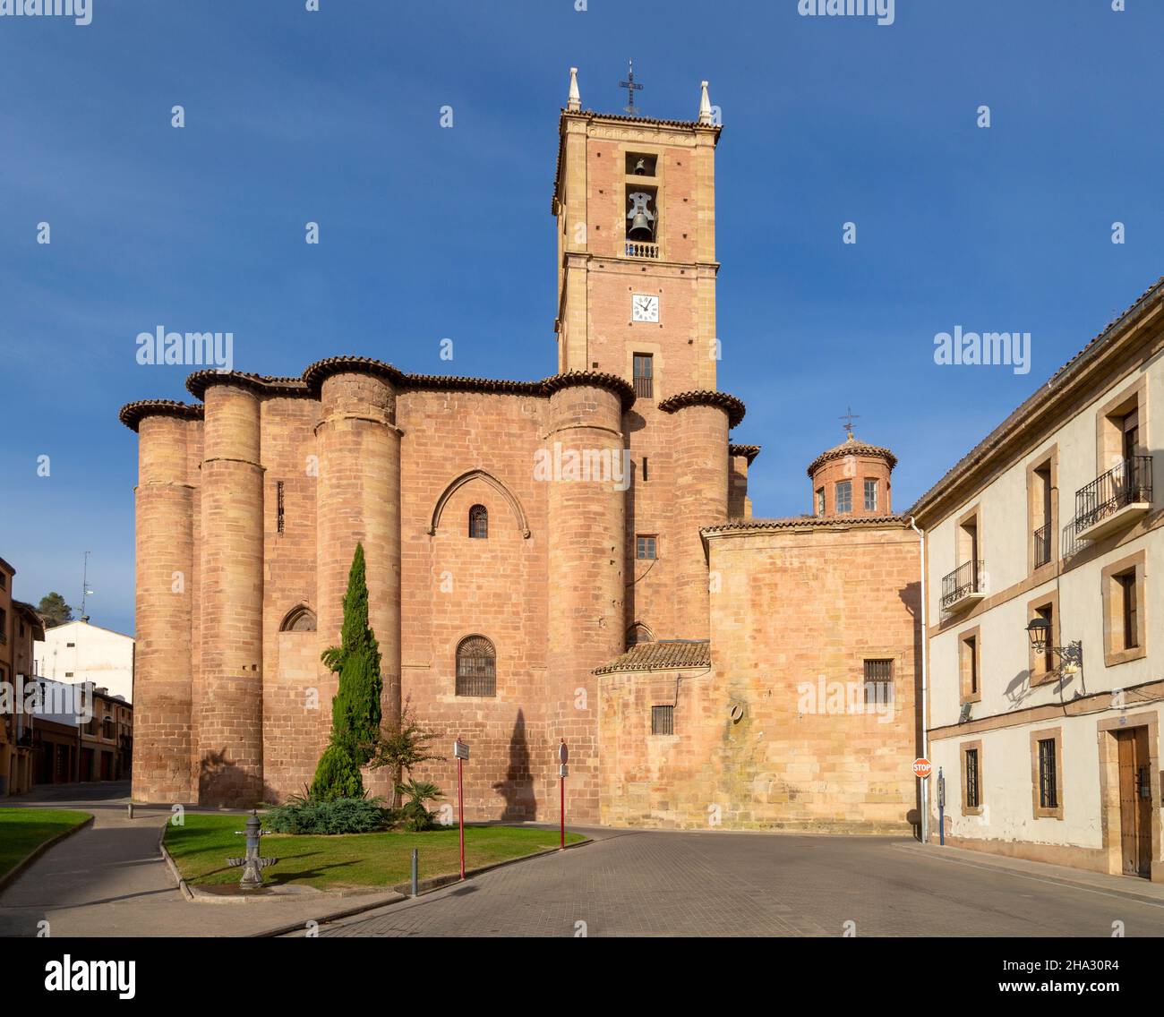Royal Monastery of Saint Mary, Monasterio de Santa Maria la Real ...