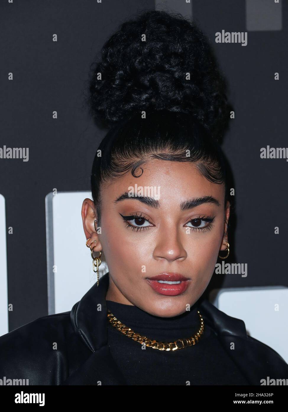 HOLLYWOOD, LOS ANGELES, CALIFORNIA, USA DECEMBER 09 Jasmine Brown