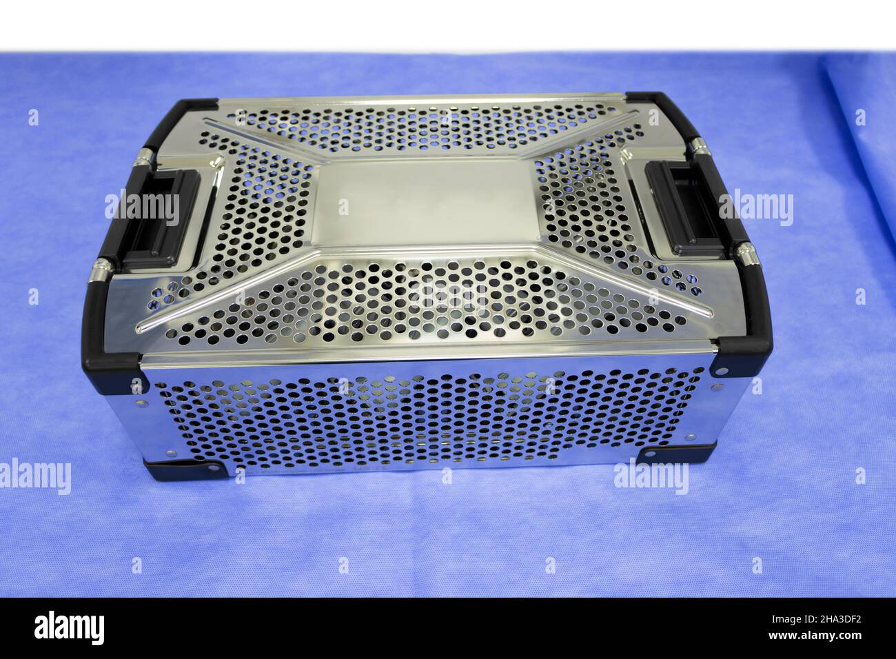 Surgical trays hires stock photography and images Alamy