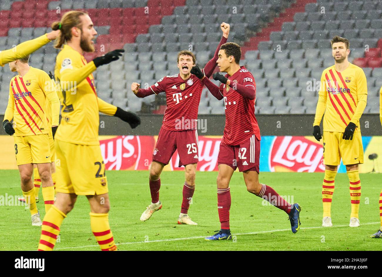 Sofascore Brazil on X: #Bundesliga 🇩🇪 Thomas Müller foi o Destaque  Sofascore de Bayern de Munique 4-2 Borussia Dortmund! ⏰ 69 mins jogados ⚽️  2 gols 👟 3 chutes (2 no gol)