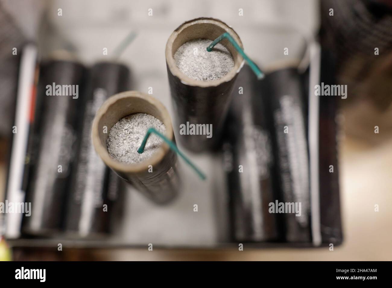 Firecracker explosive hires stock photography and images Alamy