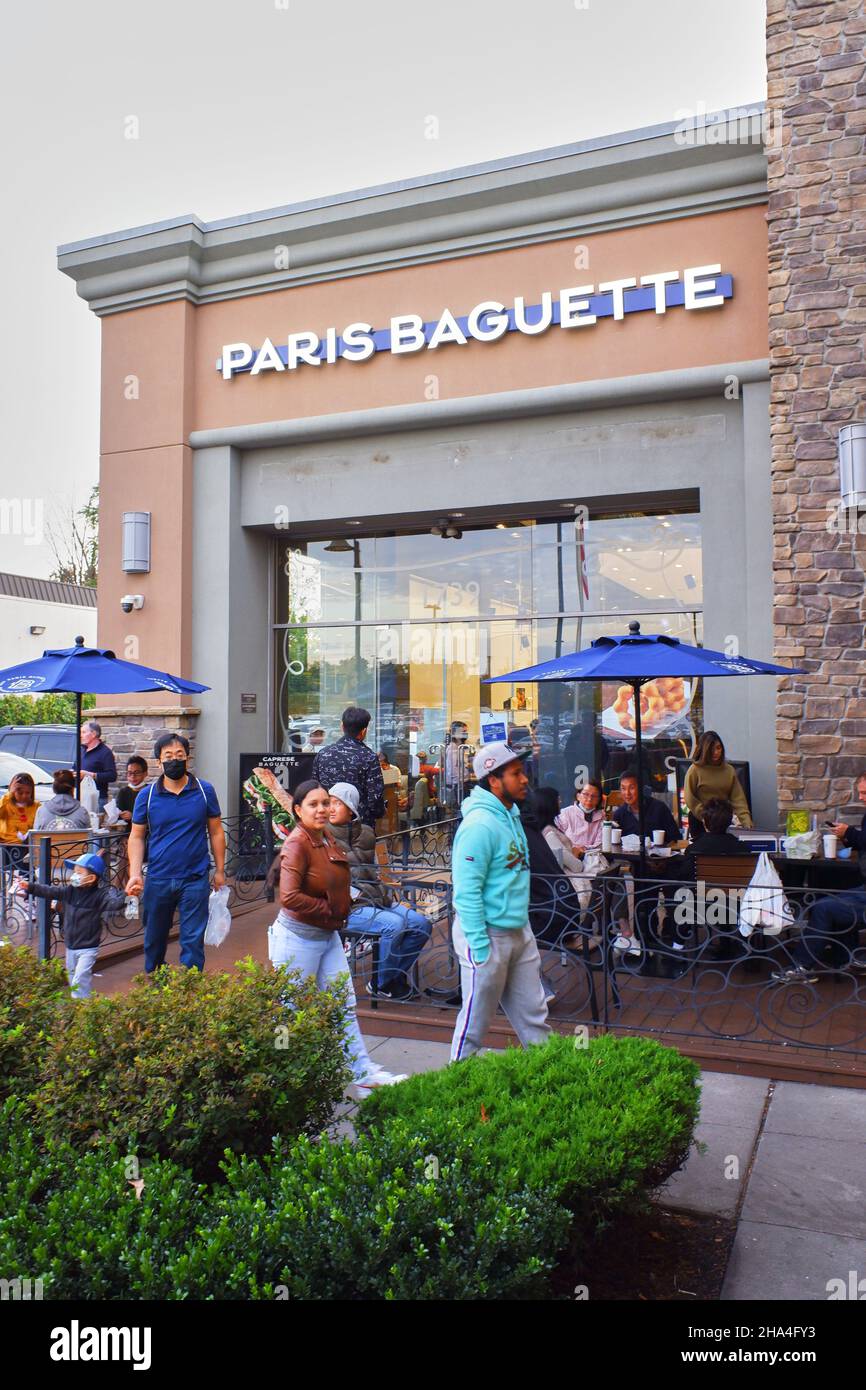 Paris Gaguette in Festival Plaza.Edison.New Jersey.USA Stock Photo