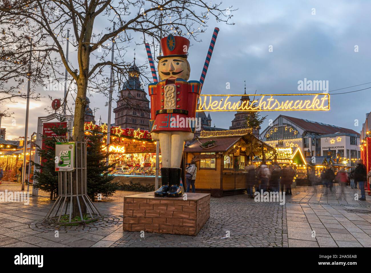 Aschaffenburg christmas market hires stock photography and images Alamy