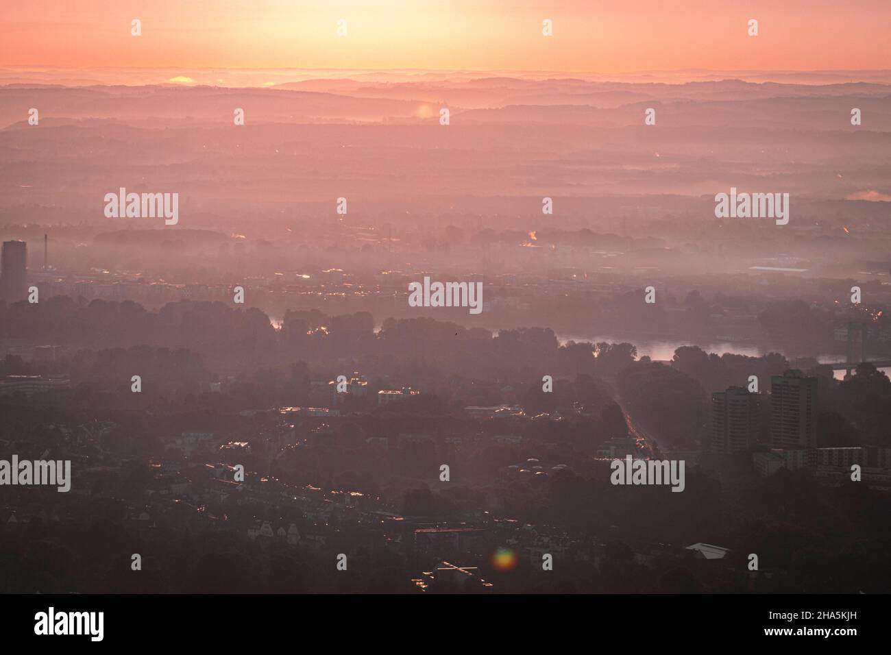 cologne from above - captured via zeppelin in the early morning just after sunrise. im mediapark,cologne,north rhine-westphalia,germany Stock Photo