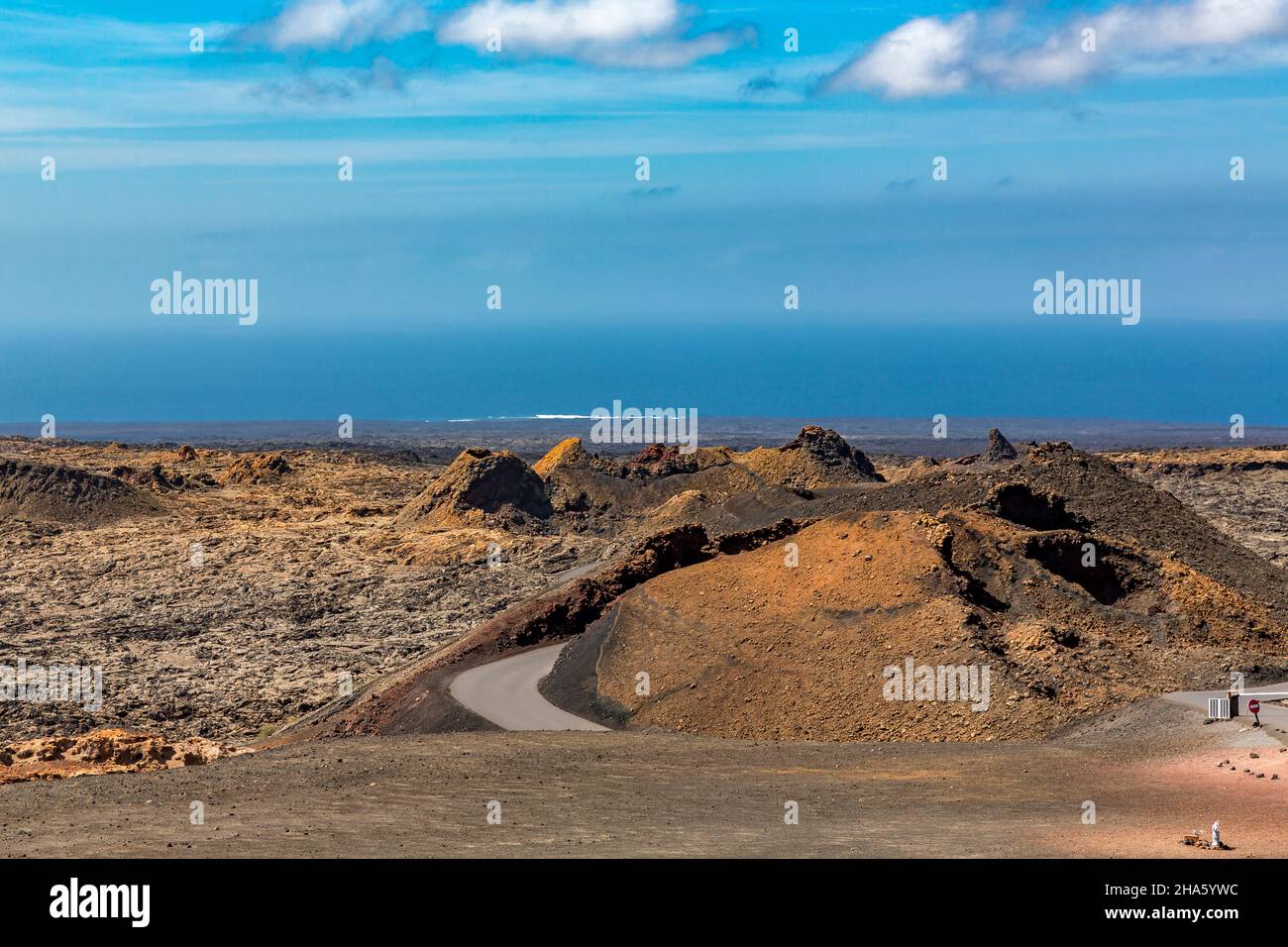 volcano-with-several-craters-timanfaya-national-park-parque-nacional-de