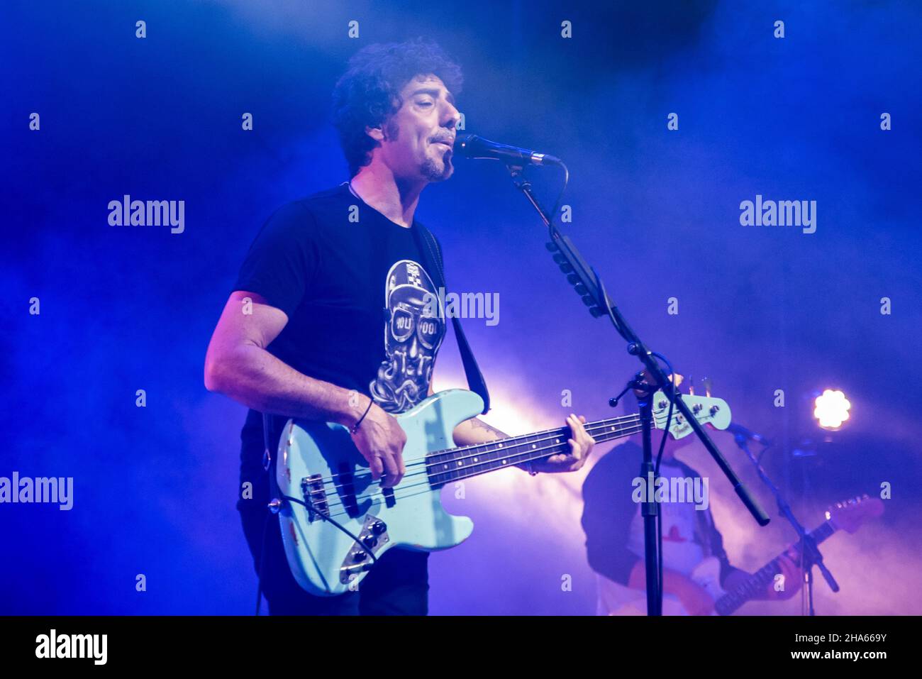 Italian famous singer hi-res stock photography and images - Alamy