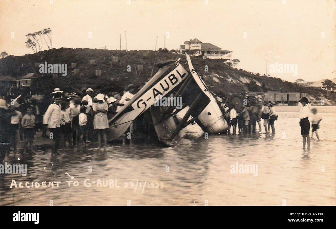 PLANE CRASH ON GREENMOUNT BEACH, QLD - 23 January, 1923 Stock Photo