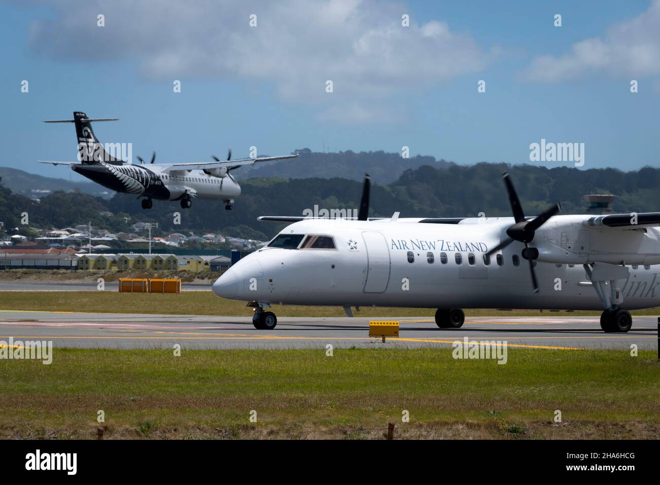 De Havilland Canada Dash 8 311, aeroplane, ZKMVO, Air New Zealand